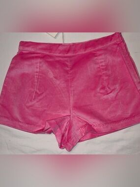 The Beaufort Bonnet Co Sally Mae velveteen shorts in Hampton Hot Pink sz 6 NWT